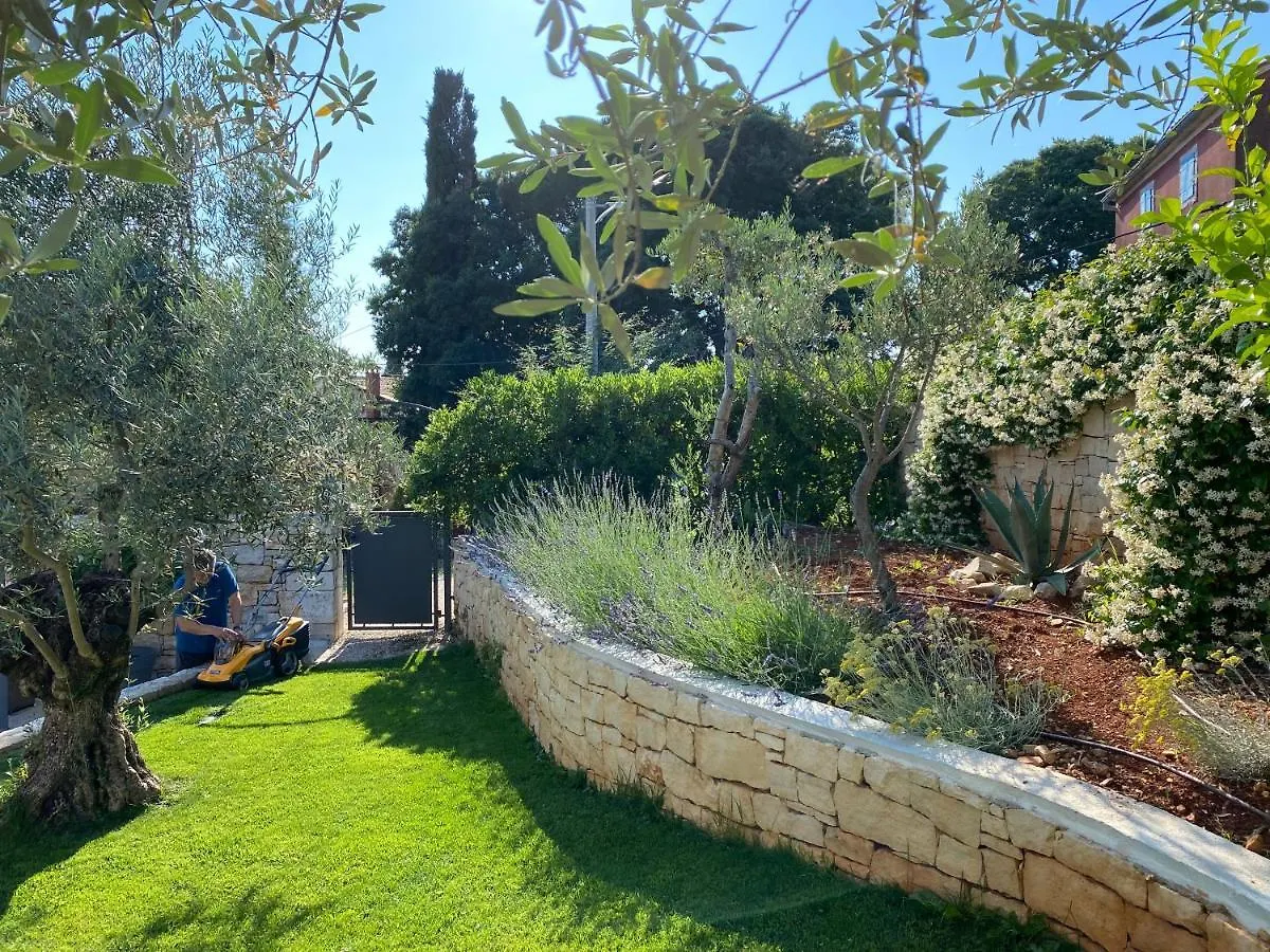 Villa Sterna Kaštelir 0*,  Croácia